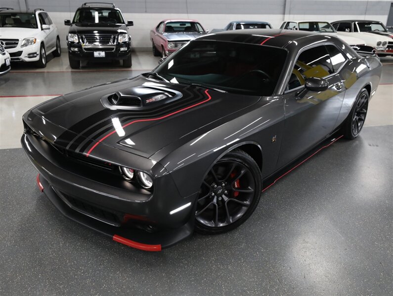 2022 Dodge Challenger R/T Scat Pack Shaker 392  