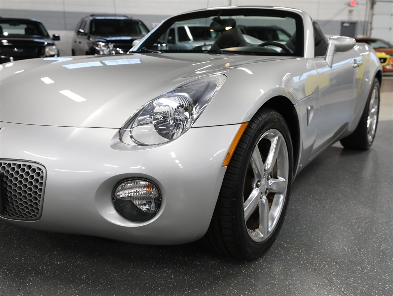 2009 Pontiac Solstice - Photo 5 - Addison, IL 60101