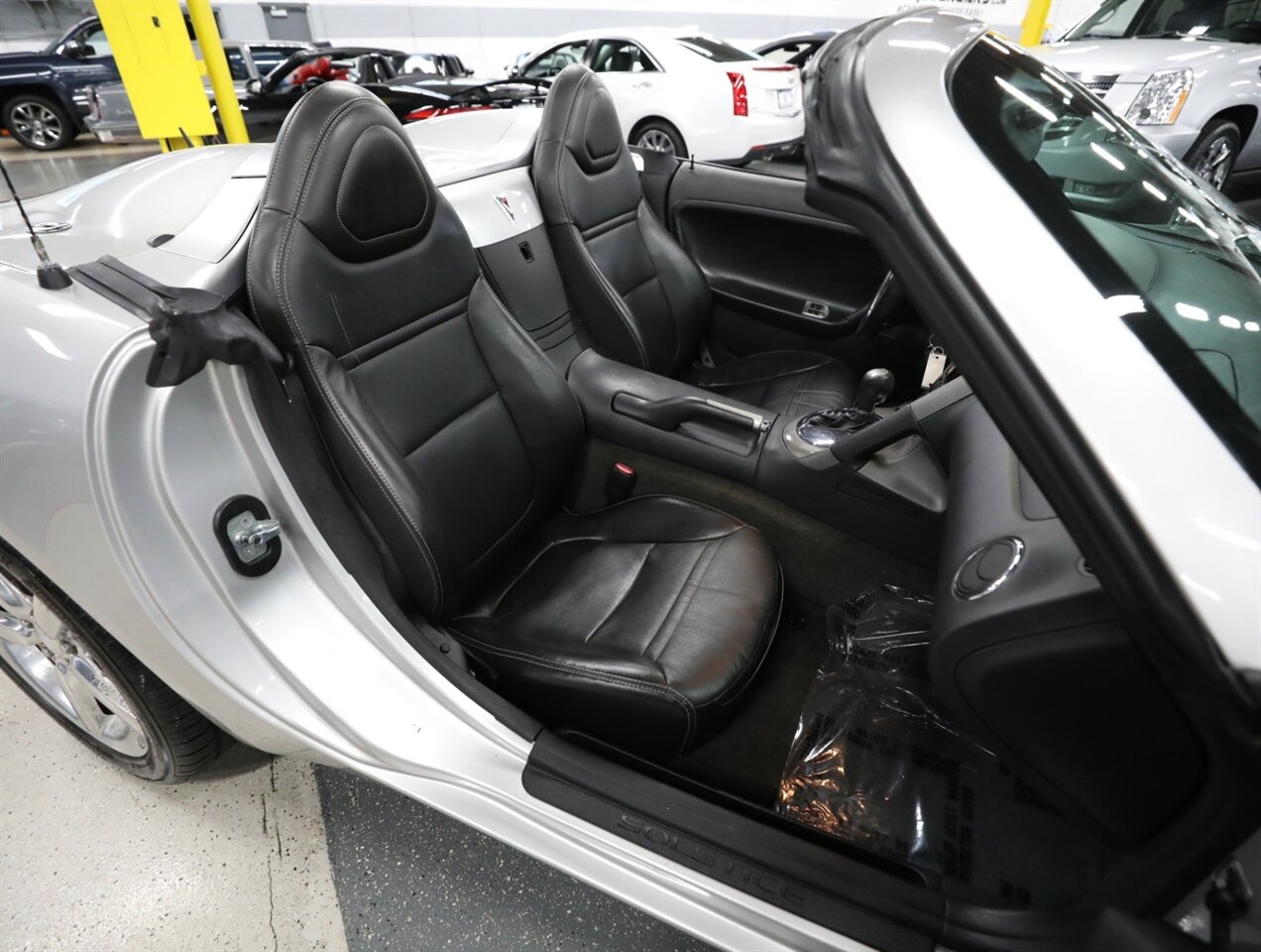 2009 Pontiac Solstice - Photo 20 - Addison, IL 60101