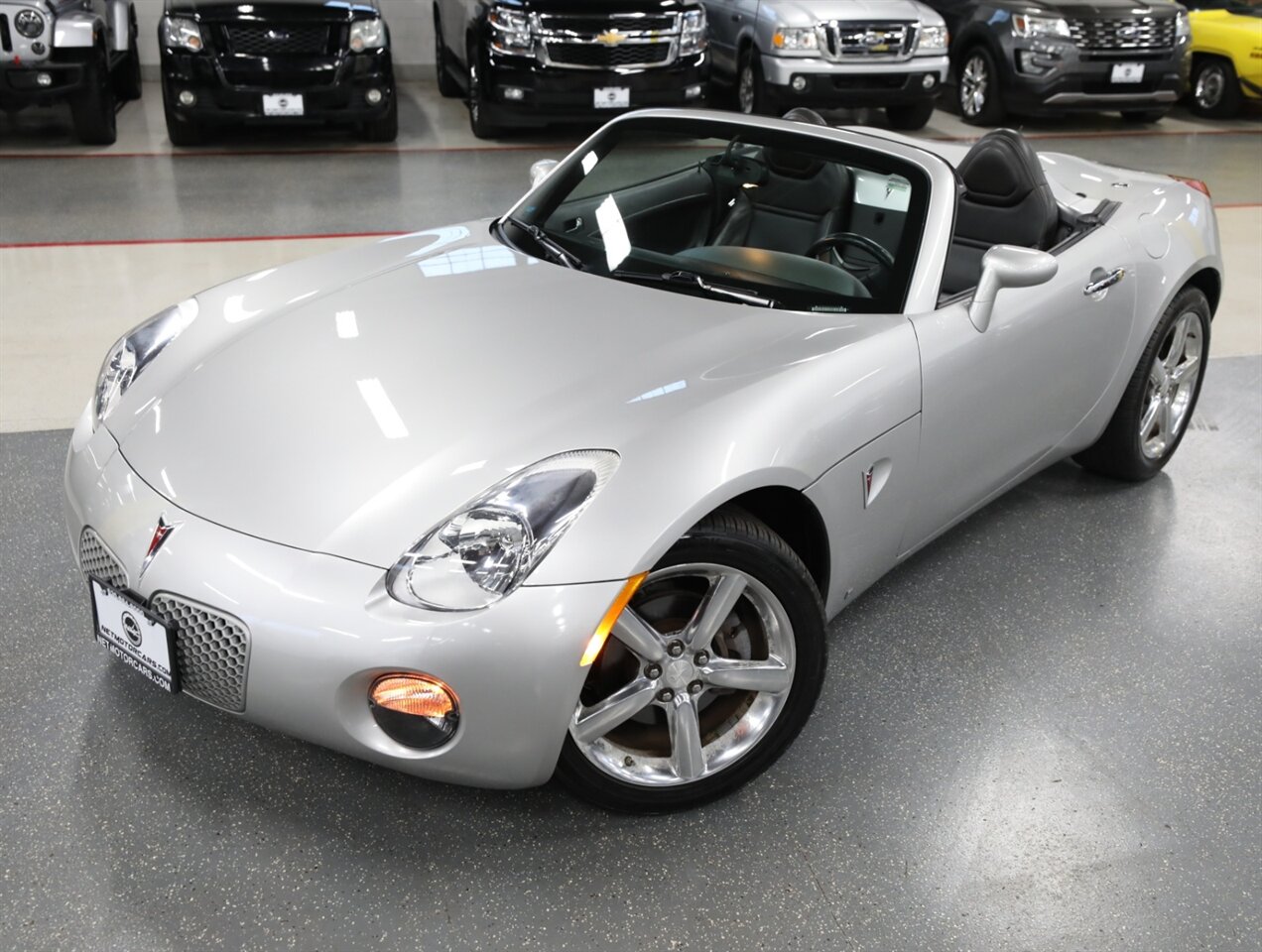 2009 Pontiac Solstice - Photo 2 - Addison, IL 60101