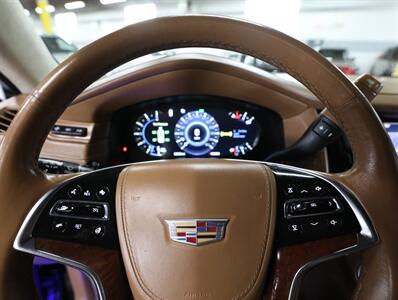 2016 Cadillac Escalade Platinum 4WD - Photo 45 - Addison, IL 60101