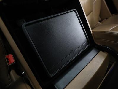 2016 Cadillac Escalade Platinum 4WD - Photo 48 - Addison, IL 60101
