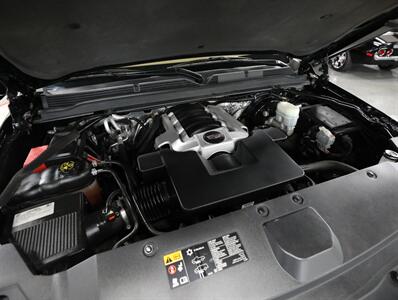 2016 Cadillac Escalade Platinum 4WD - Photo 55 - Addison, IL 60101