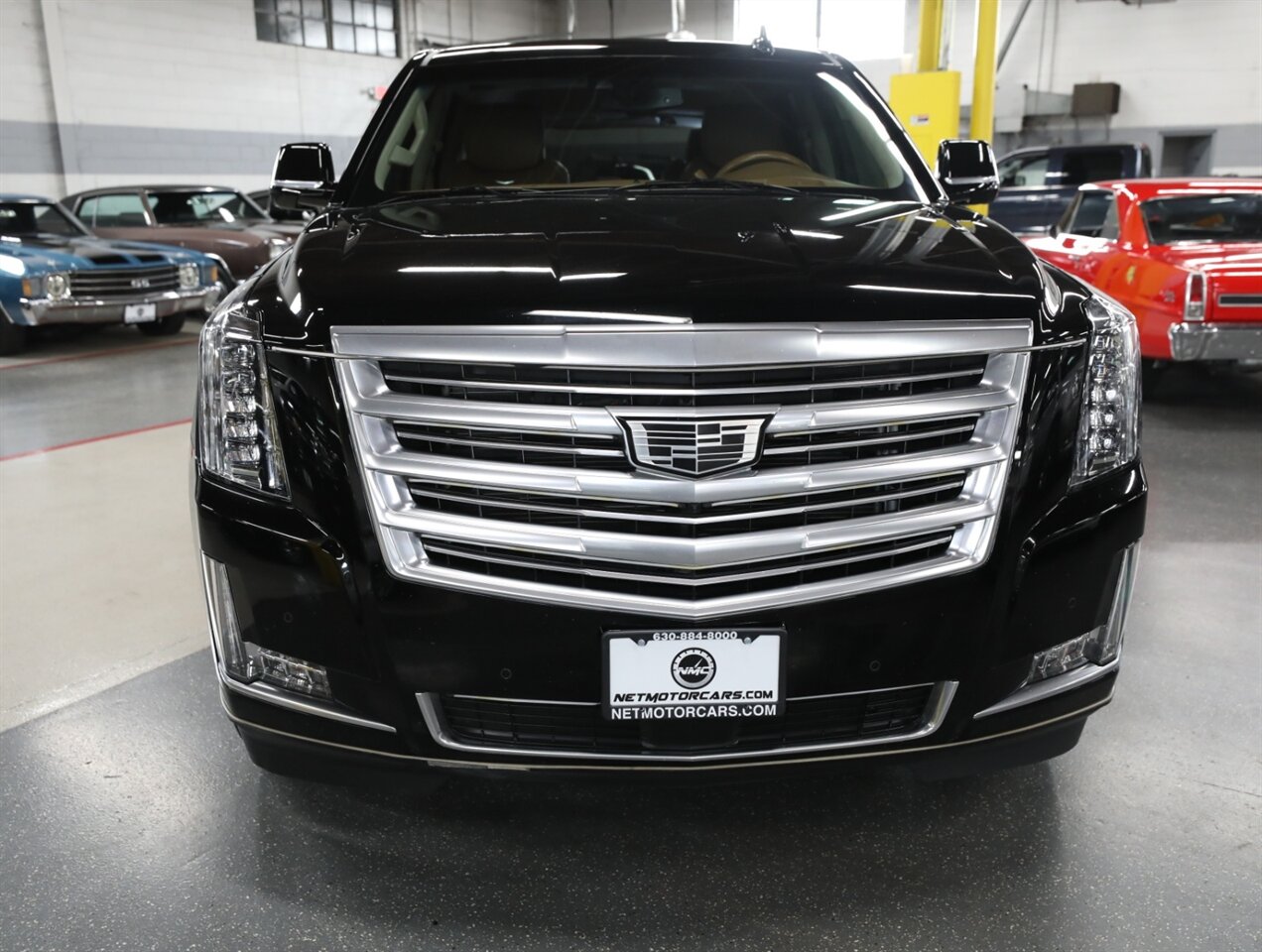 2016 Cadillac Escalade Platinum 4WD - Photo 6 - Addison, IL 60101