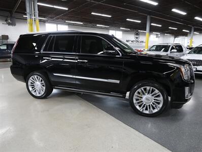2016 Cadillac Escalade Platinum 4WD - Photo 8 - Addison, IL 60101