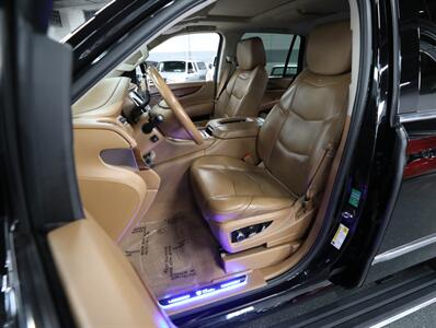 2016 Cadillac Escalade Platinum 4WD - Photo 35 - Addison, IL 60101