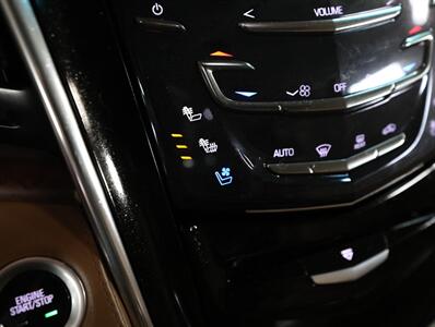 2016 Cadillac Escalade Platinum 4WD - Photo 41 - Addison, IL 60101