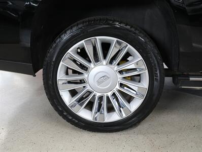 2016 Cadillac Escalade Platinum 4WD - Photo 53 - Addison, IL 60101