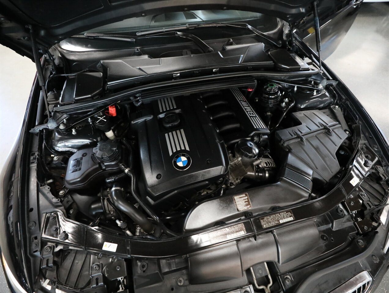 2011 BMW 3 Series 328i Convertible - Photo 41 - Addison, IL 60101