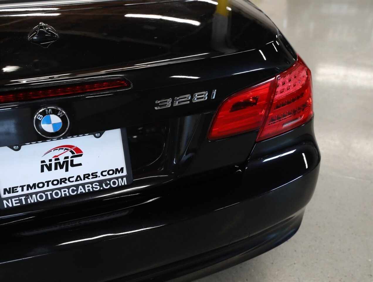 2011 BMW 3 Series 328i Convertible - Photo 11 - Addison, IL 60101