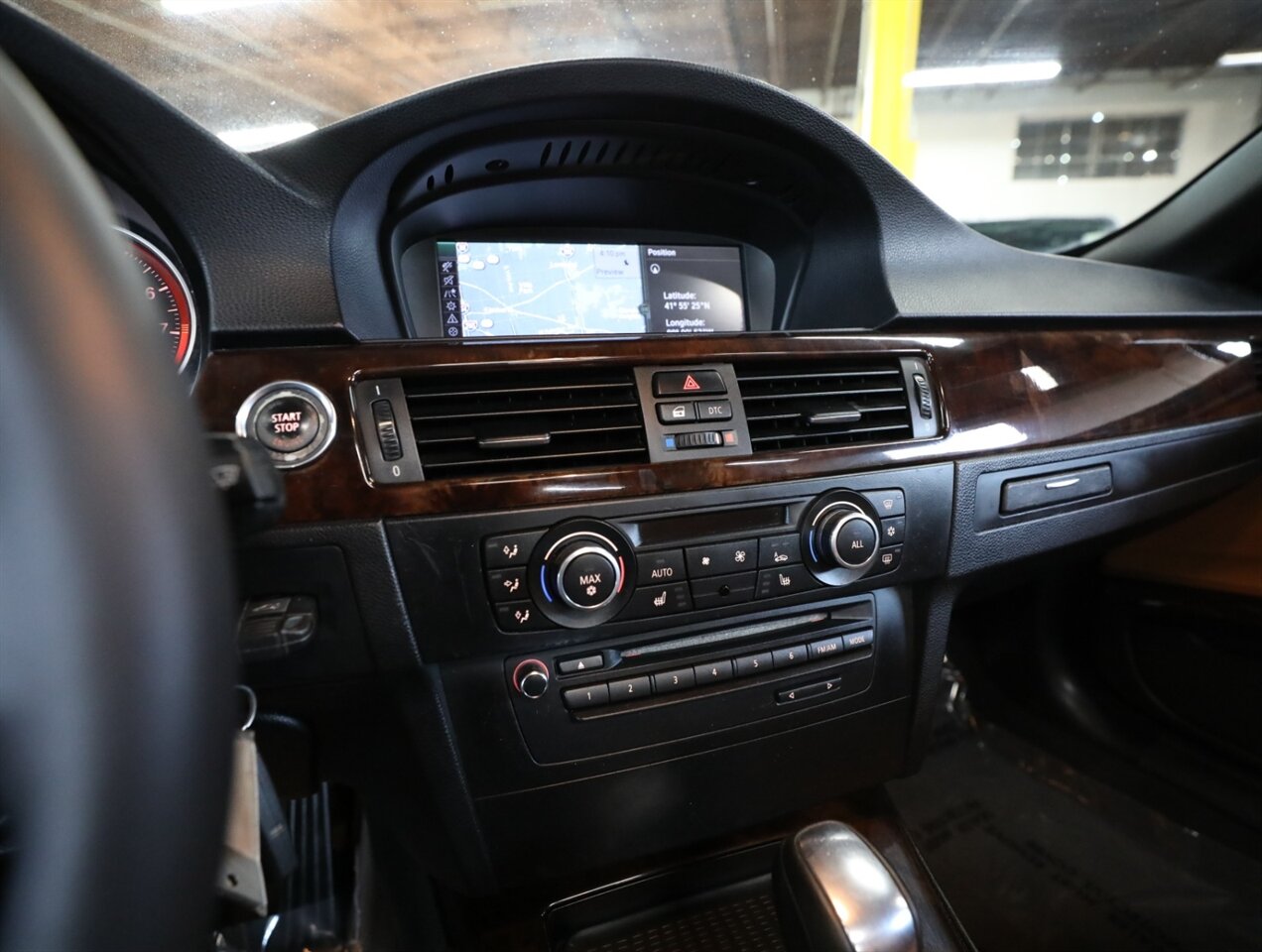 2011 BMW 3 Series 328i Convertible - Photo 27 - Addison, IL 60101