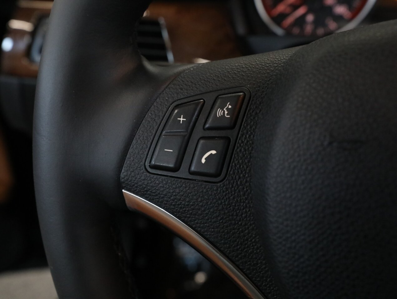 2011 BMW 3 Series 328i Convertible - Photo 30 - Addison, IL 60101