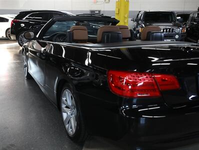 2011 BMW 3 Series 328i Convertible - Photo 13 - Addison, IL 60101