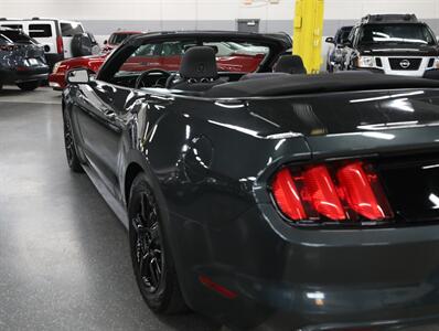 2016 Ford Mustang V6 Convertible   - Photo 13 - Addison, IL 60101