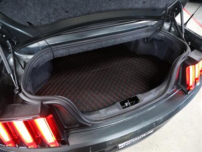 2016 Ford Mustang V6 Convertible   - Photo 20 - Addison, IL 60101