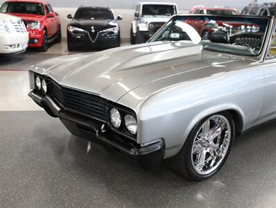 1965 Buick Skylark Convertible   - Photo 3 - Addison, IL 60101