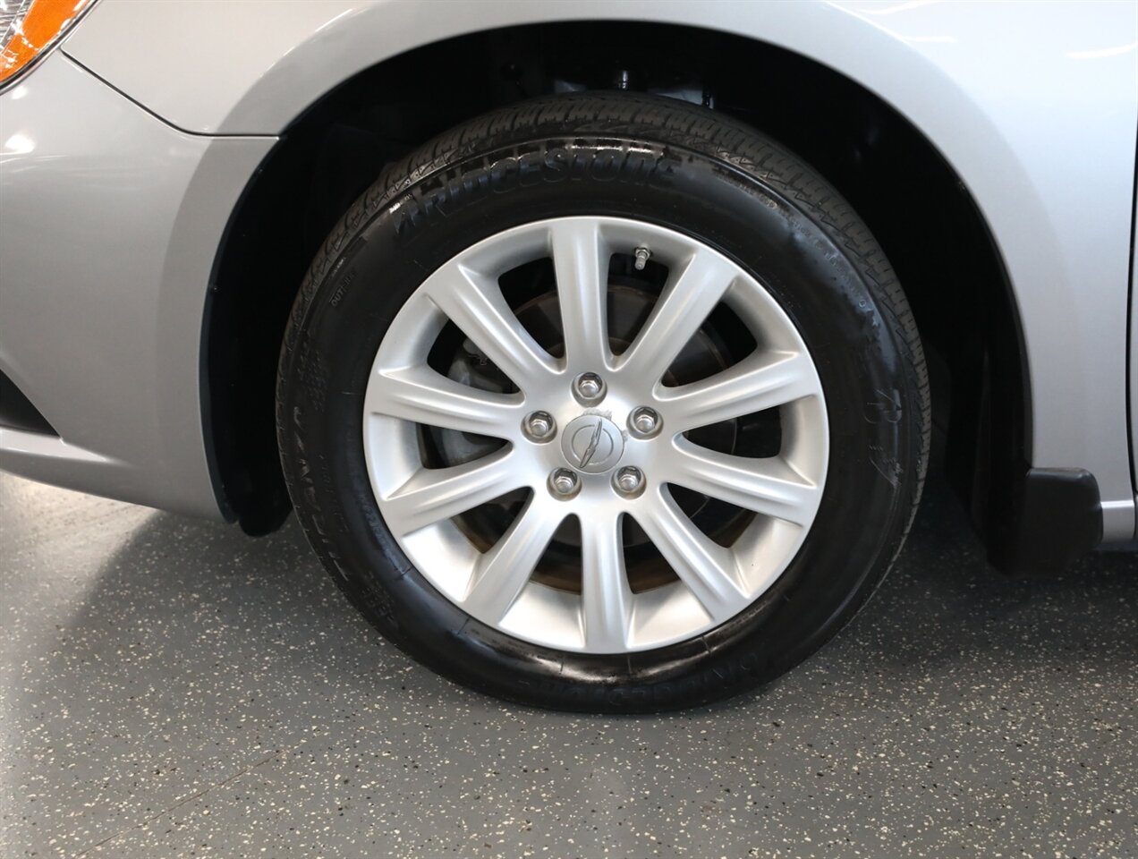 2014 Chrysler 200 Touring - Photo 39 - Addison, IL 60101
