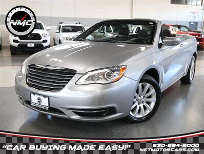 2014 Chrysler 200 Touring   - Photo 1 - Addison, IL 60101