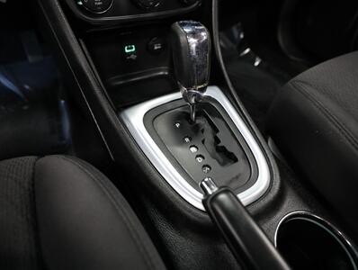 2014 Chrysler 200 Touring   - Photo 25 - Addison, IL 60101