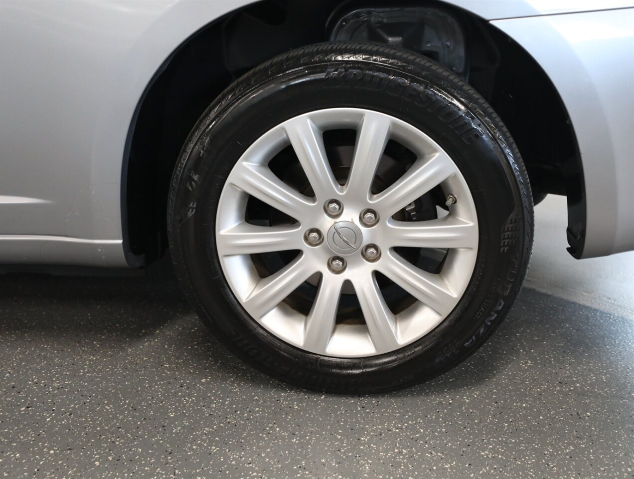 2014 Chrysler 200 Touring - Photo 38 - Addison, IL 60101