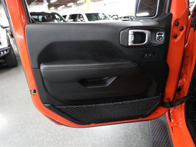 2018 Jeep Wrangler Unlimited Sahara - Photo 28 - Addison, IL 60101