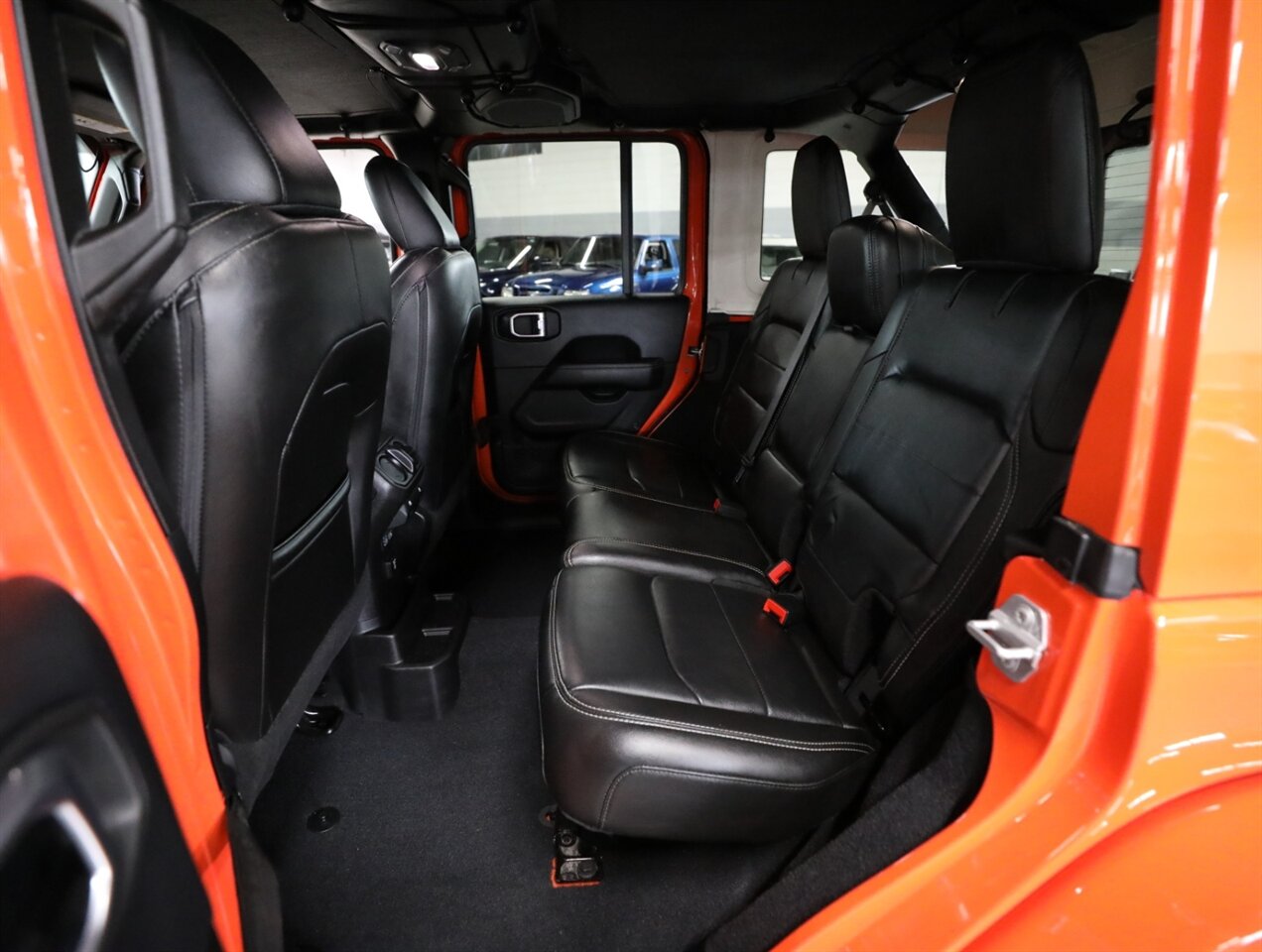 2018 Jeep Wrangler Unlimited Sahara - Photo 26 - Addison, IL 60101