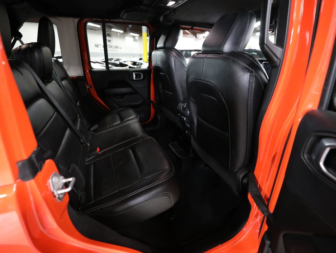 2018 Jeep Wrangler Unlimited Sahara - Photo 20 - Addison, IL 60101