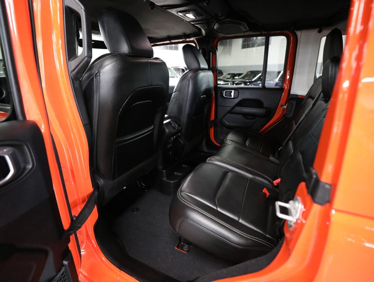 2018 Jeep Wrangler Unlimited Sahara - Photo 25 - Addison, IL 60101