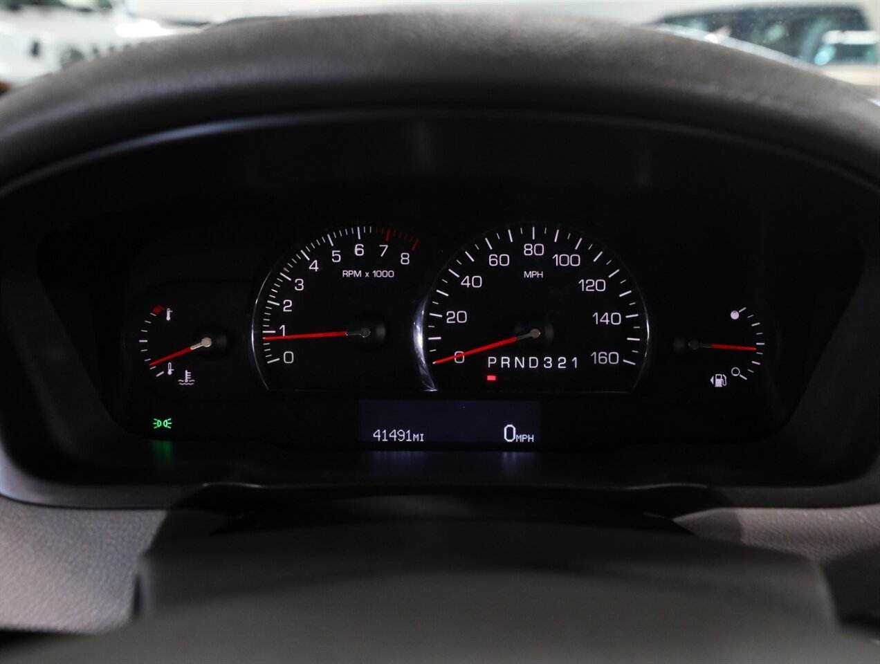 2009 Cadillac DTS Luxury 5-Passenger - Photo 41 - Addison, IL 60101