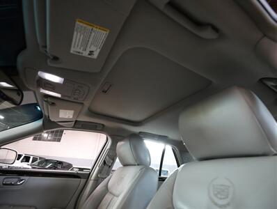 2009 Cadillac DTS Luxury 5-Passenger - Photo 33 - Addison, IL 60101
