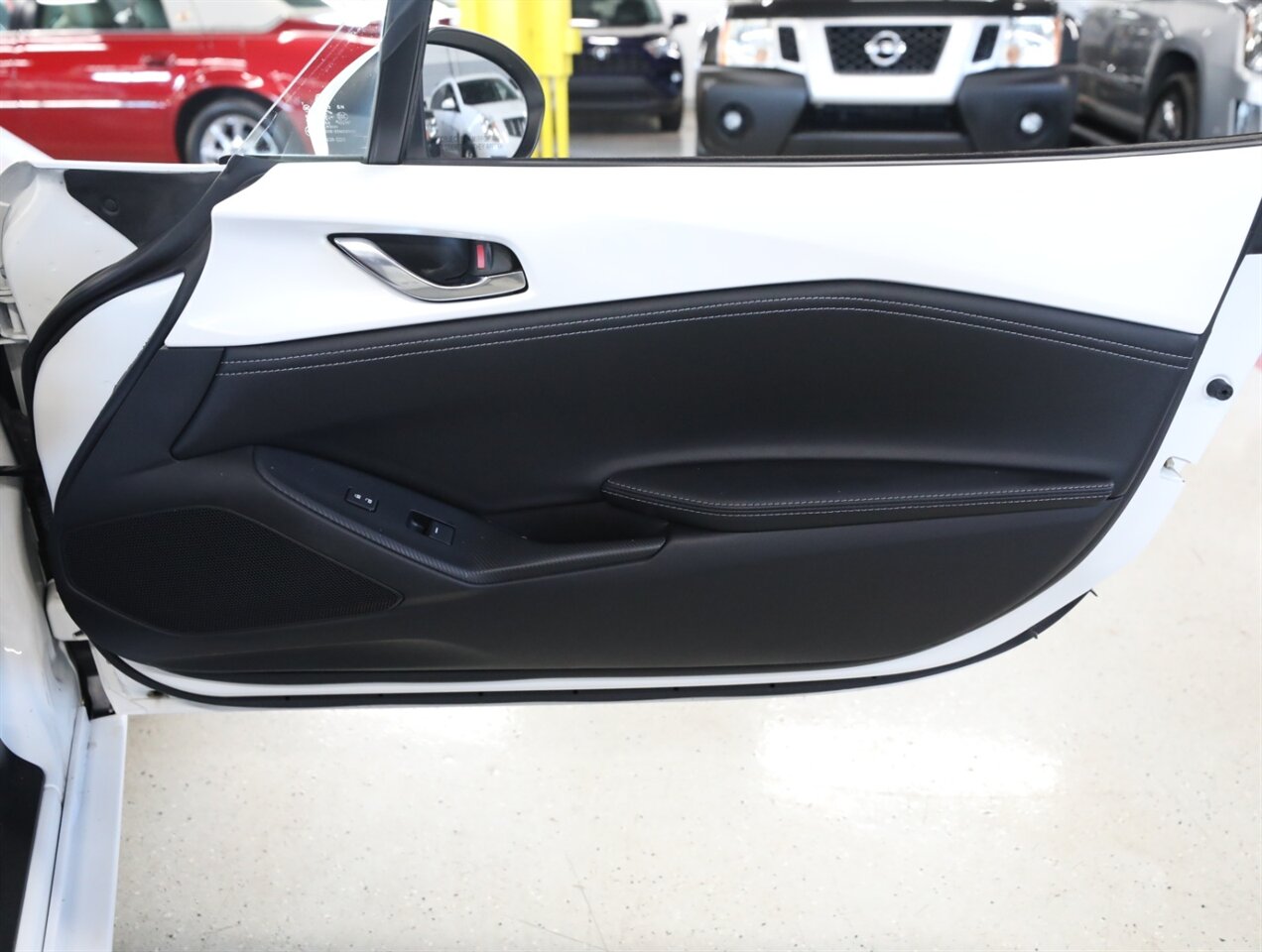 2020 Mazda MX-5 Miata 100th Anniversary - Photo 20 - Addison, IL 60101