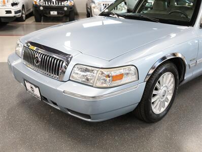 2010 Mercury Grand Marquis LS   - Photo 3 - Addison, IL 60101