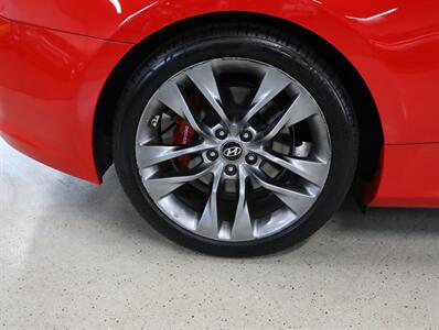 2015 Hyundai Genesis Coupe 3.8 Ultimate   - Photo 45 - Addison, IL 60101