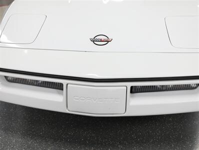 1990 Chevrolet Corvette Convertible - Photo 8 - Addison, IL 60101