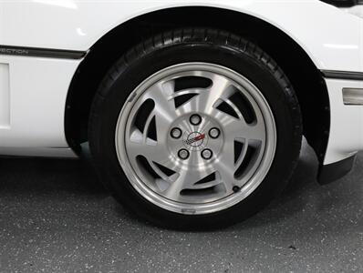 1990 Chevrolet Corvette Convertible - Photo 55 - Addison, IL 60101