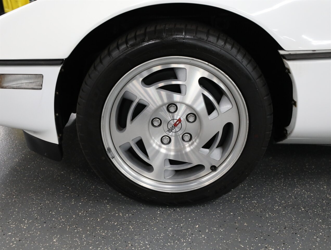 1990 Chevrolet Corvette Convertible - Photo 54 - Addison, IL 60101