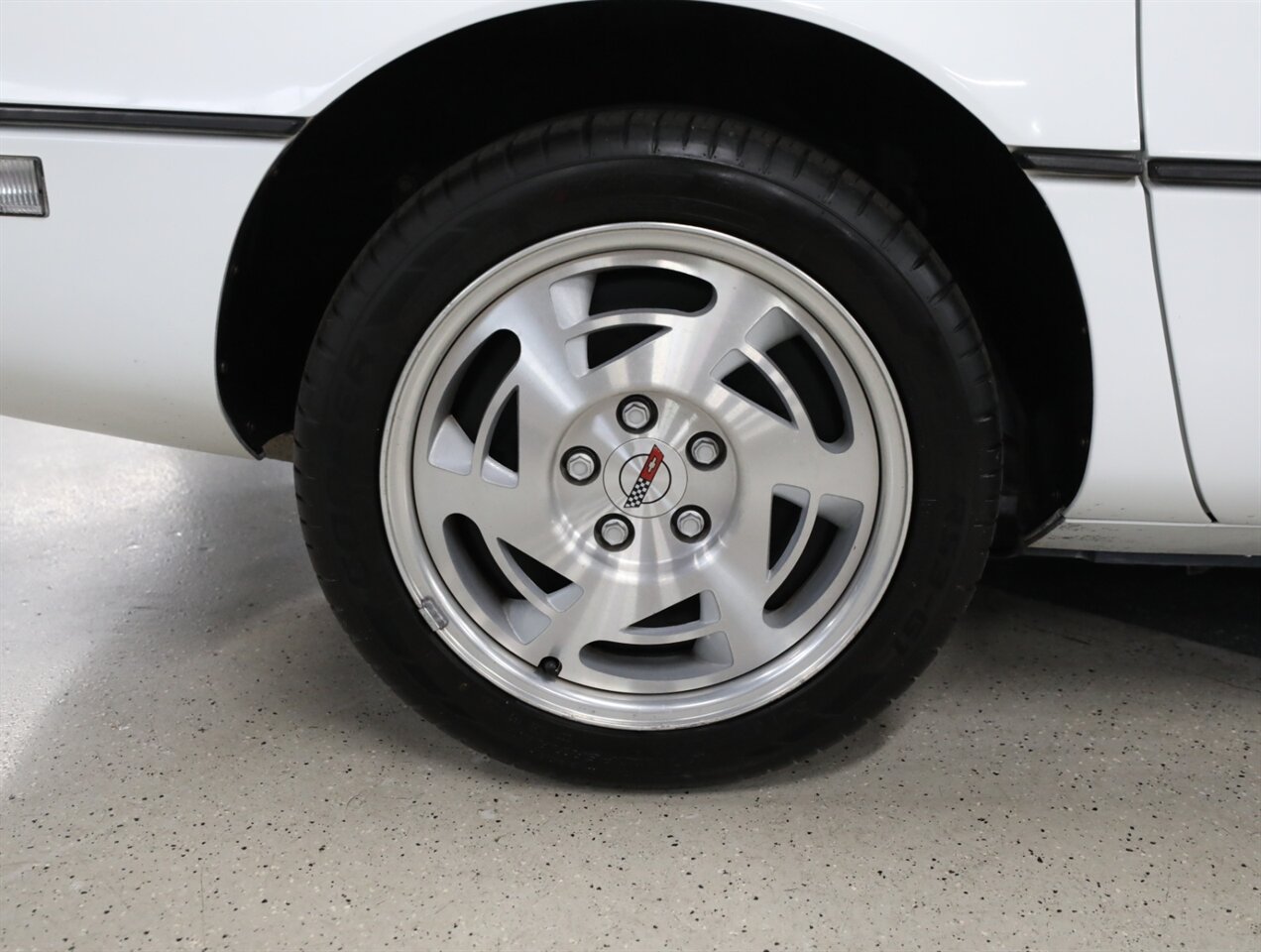1990 Chevrolet Corvette Convertible - Photo 56 - Addison, IL 60101