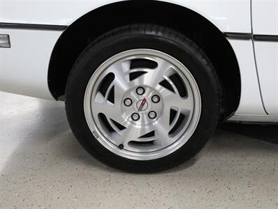 1990 Chevrolet Corvette Convertible - Photo 56 - Addison, IL 60101