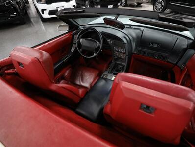 1990 Chevrolet Corvette Convertible - Photo 25 - Addison, IL 60101