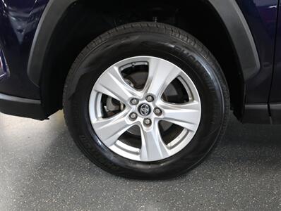 2019 Toyota RAV4 XLE   - Photo 45 - Addison, IL 60101