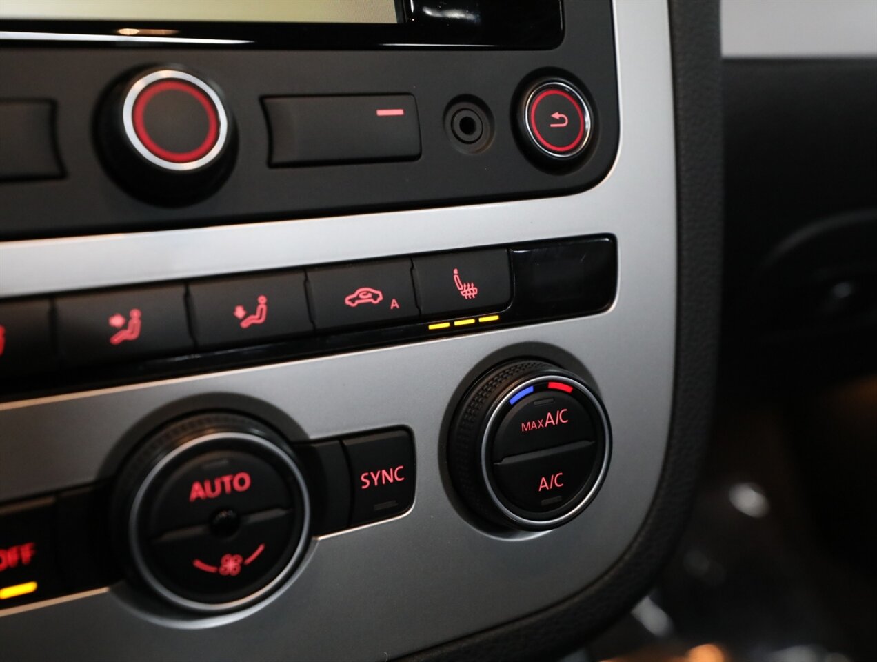 2015 Volkswagen Eos Komfort Edition SULEV - Photo 29 - Addison, IL 60101