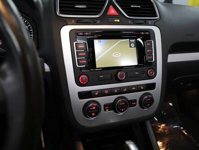 2015 Volkswagen Eos Komfort Edition SULEV - Photo 28 - Addison, IL 60101