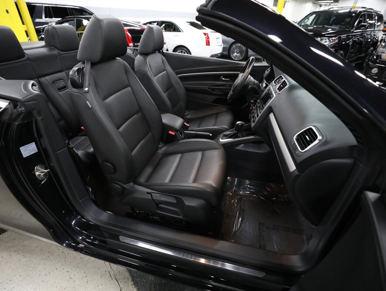 2015 Volkswagen Eos Komfort Edition SULEV - Photo 19 - Addison, IL 60101