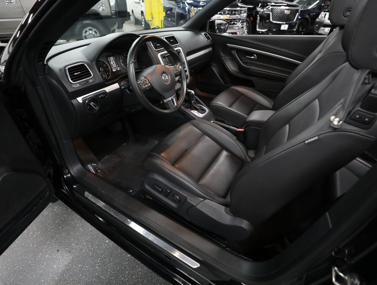 2015 Volkswagen Eos Komfort Edition SULEV - Photo 25 - Addison, IL 60101