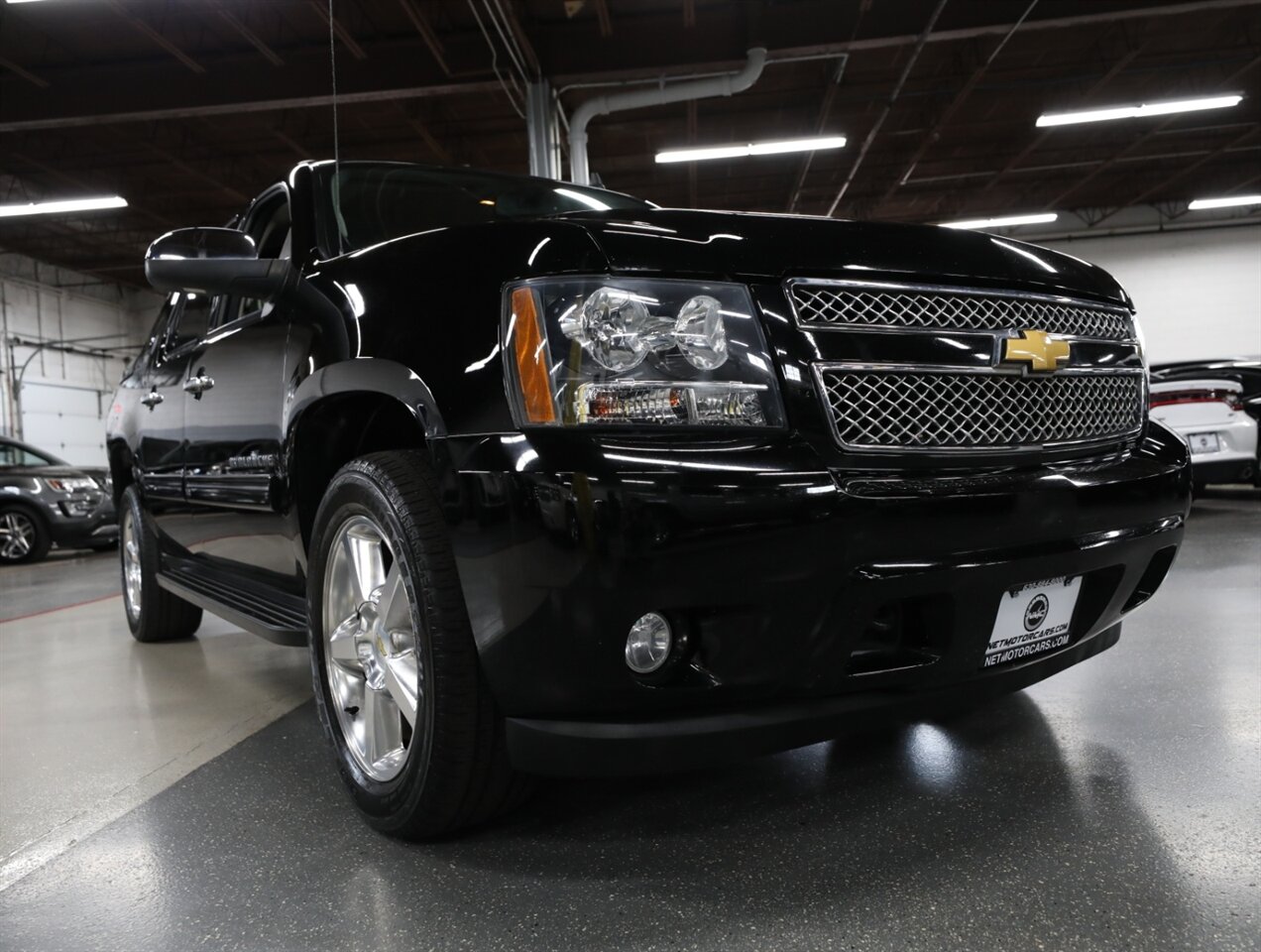 2013 Chevrolet Avalanche LT Black Diamond 4X4 - Photo 49 - Addison, IL 60101