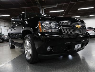 2013 Chevrolet Avalanche LT Black Diamond 4X4 - Photo 49 - Addison, IL 60101