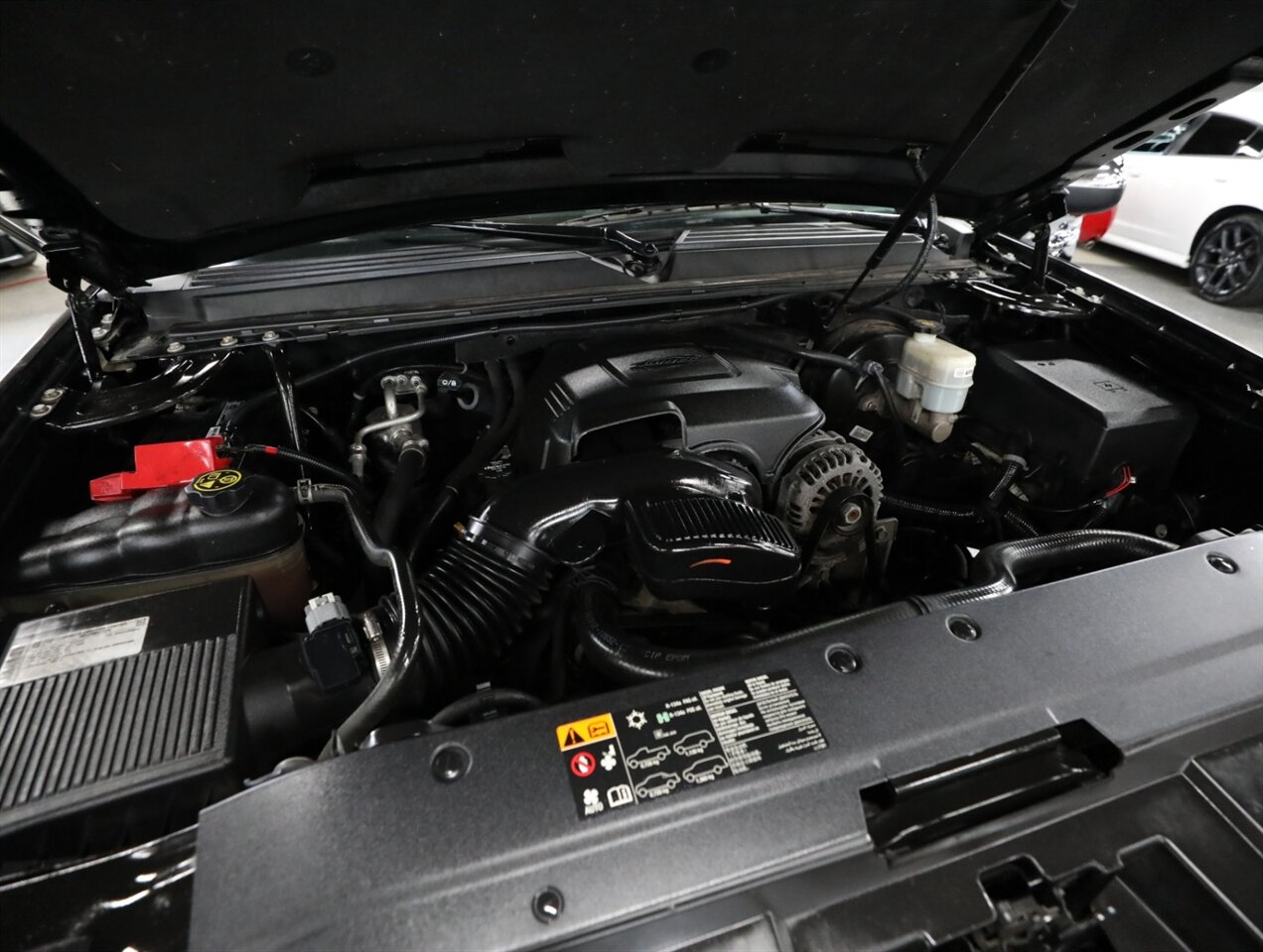 2013 Chevrolet Avalanche LT Black Diamond 4X4 - Photo 46 - Addison, IL 60101