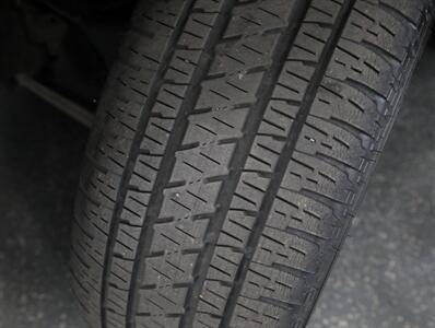 2013 Chevrolet Avalanche LT Black Diamond 4X4 - Photo 45 - Addison, IL 60101