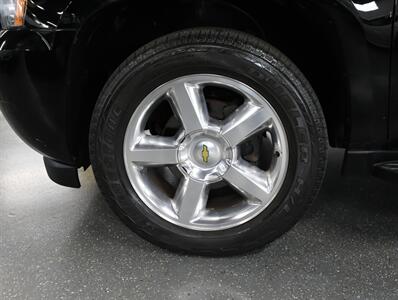 2013 Chevrolet Avalanche LT Black Diamond 4X4 - Photo 43 - Addison, IL 60101