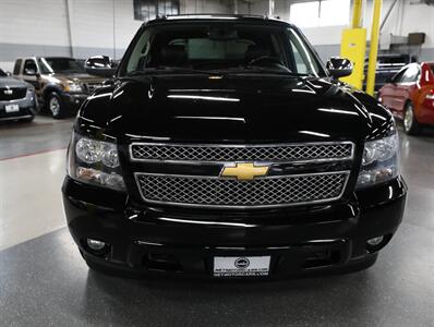 2013 Chevrolet Avalanche LT Black Diamond 4X4 - Photo 6 - Addison, IL 60101